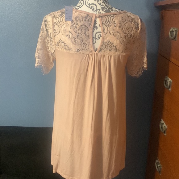 🔥❤️Beautiful peach NWT boutique top🥰 - Picture 7 of 7